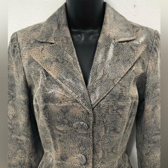 Very Rare Vintage Bebe Snake Print Embossed Leather Blazer Jacket Size S - Picture 6 of 9
